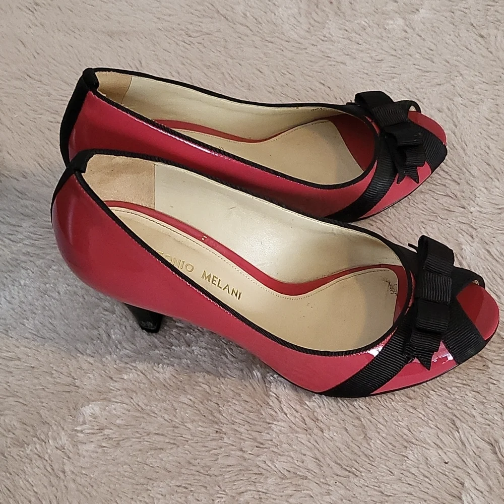 Antonio Melani Darling Confetti Pat Size 7 1/2